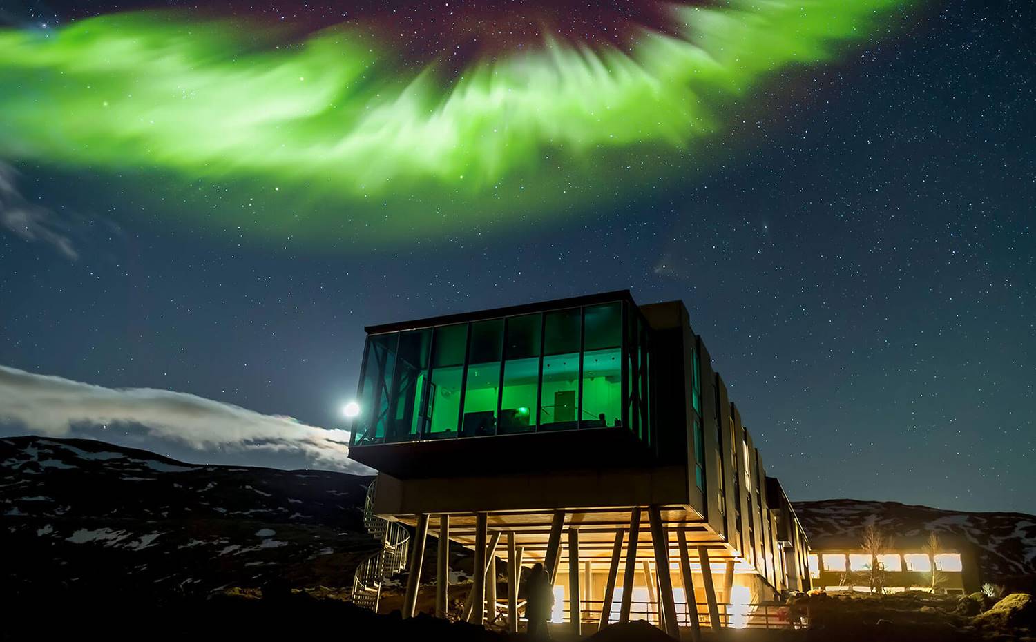 5 Ion Hotel, Islandia, Minarc