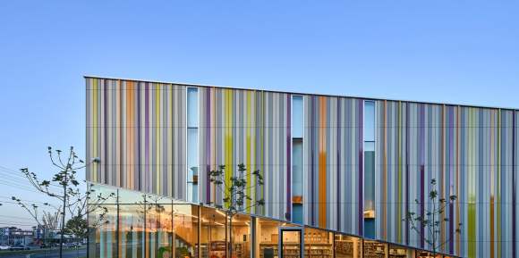 15011870168781501165263688219-Perkins_Will_Albion_Library