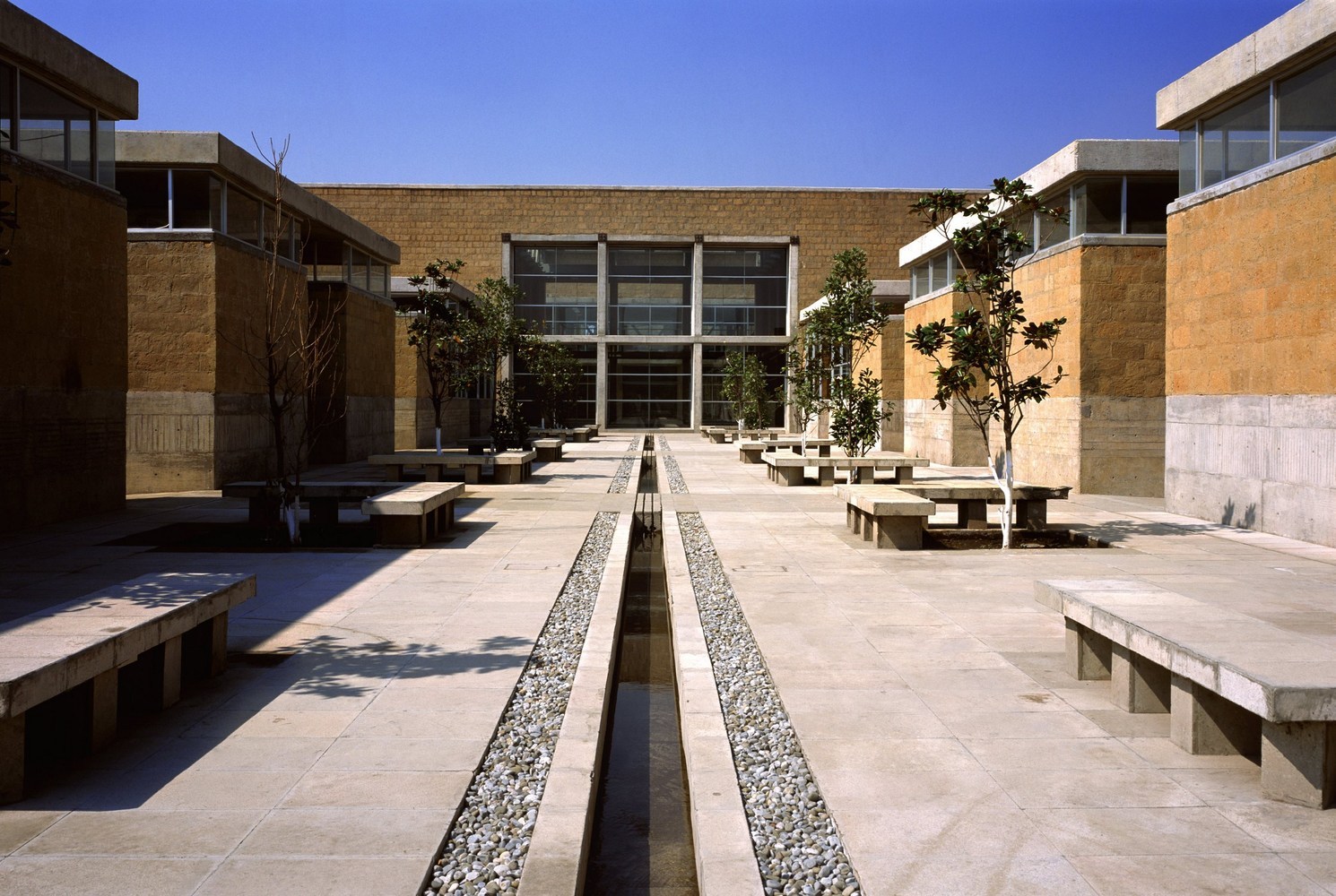 6 Centro de Invidentes y Débiles Visuales